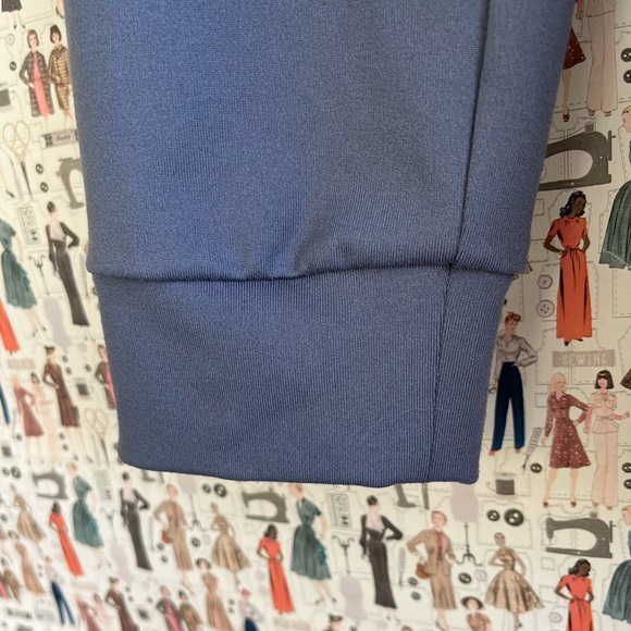 High-waisted girls legging 🖤 - Picture 4 of 7